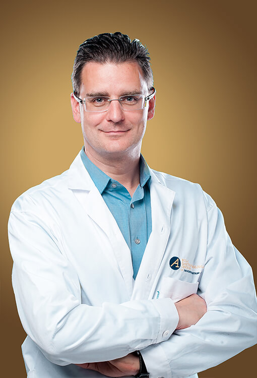 Dr.-Szijártó-Attila